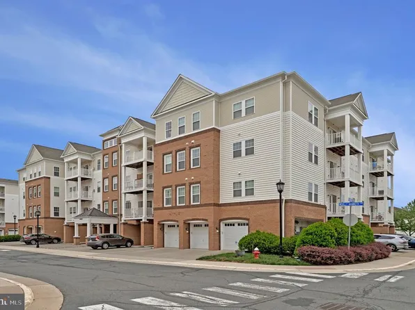 24636 Woolly Mammoth Ter Unit 405, Aldie, VA 20105