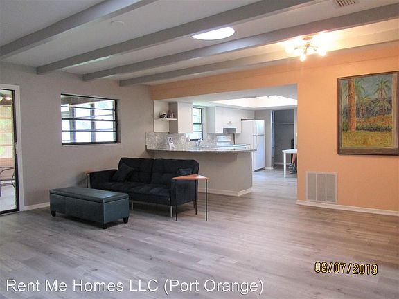 5th image of 966 E Bramblebush Cir
