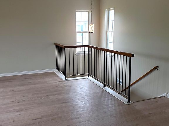 5th image of 1437 Orleans Dr