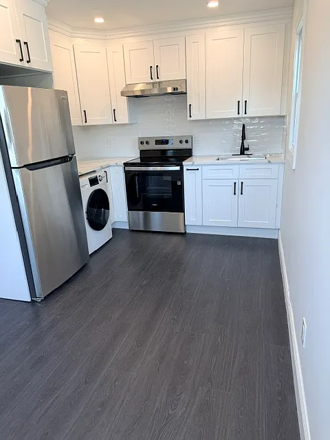 2 bed, $3,300 — Photo 2