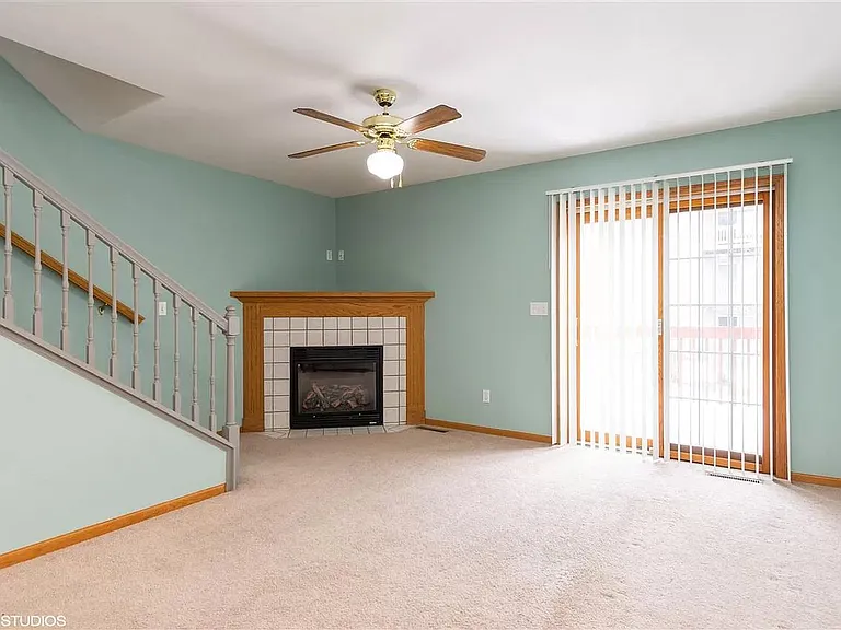 660 Magnolia Ln #1 — Photo 7