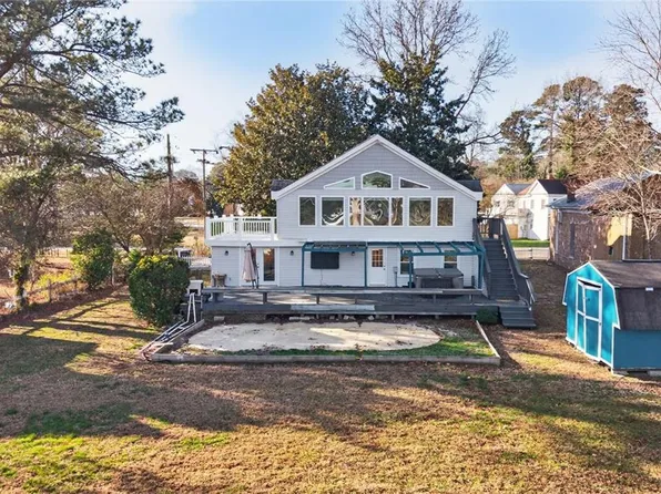 1407 Back Creek Rd, Seaford, VA 23696