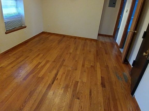 2nd image of 4211 35th Ave APT 2