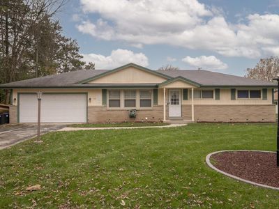 335 Kossow ROAD, Waukesha, WI, 53186