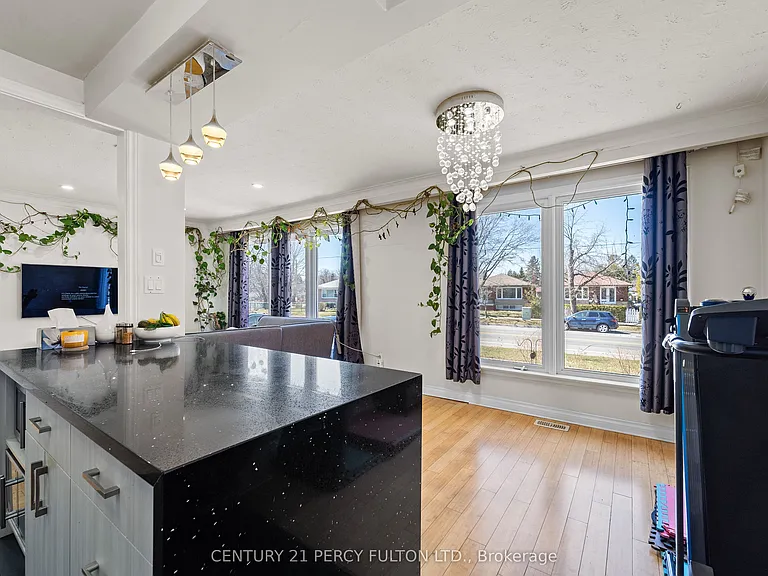 826 Brimorton Dr — Photo 6