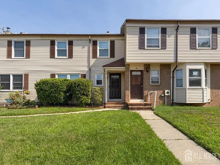 3 Tiger Lilly Ct — Photo 1