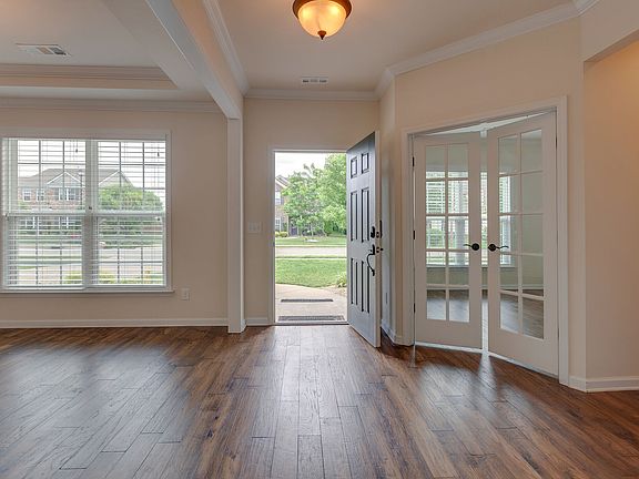 5th image of 2806 Kaye Dr