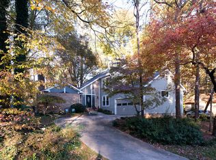 1126 Shadyside Dr, Raleigh, NC 27612