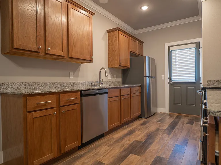 1735 Booker Cir — Photo 10