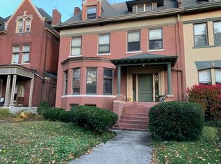 1467 St. James Court, Louisville, KY 40208