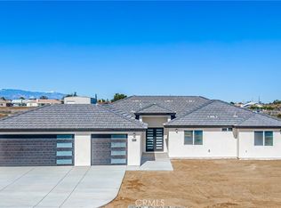 11548 11th Ave, Hesperia, CA 92345