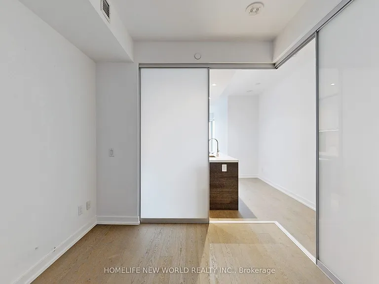 488 University Ave #4501 — Photo 25