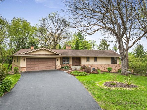 7937 Revere Cir, Belvidere, IL 61008