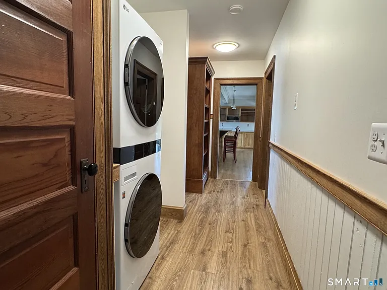 9 Lemay St — Photo 11