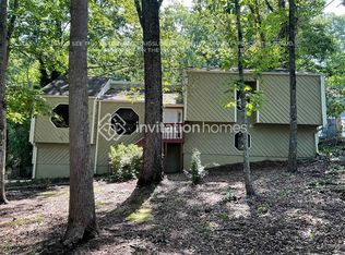 2057 Kinridge Ct, Marietta, GA 30062