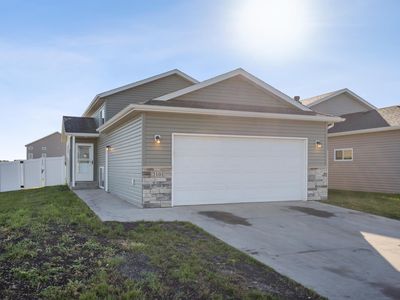 2101 10th St W, West Fargo, ND, 58078
