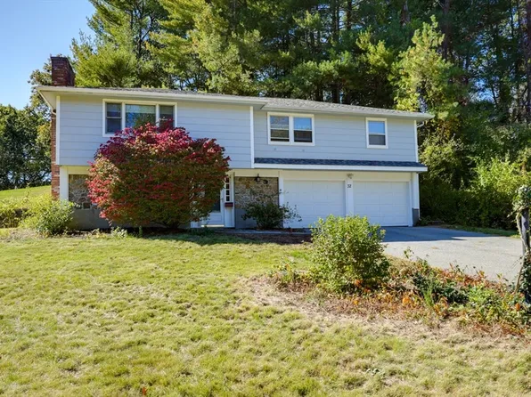 32 Angelica Dr, Framingham, MA 01701