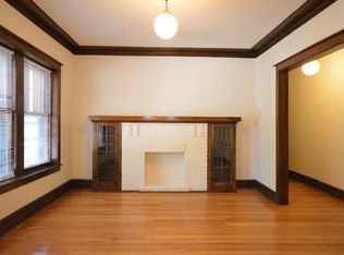 1336 W Waveland Ave #1, Chicago, IL 60613