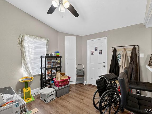 2nd image of 512 Belvedere Dr
