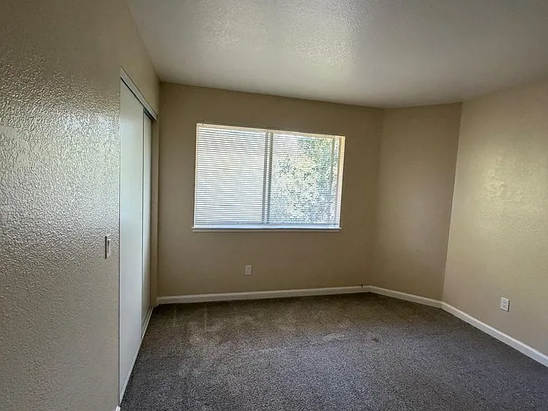 Westbrook Townhomes — Photo 18