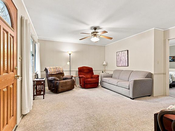 4th image of 2529 S 15th STREET