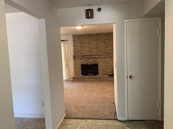 5th image of 7016 Gardner Ave