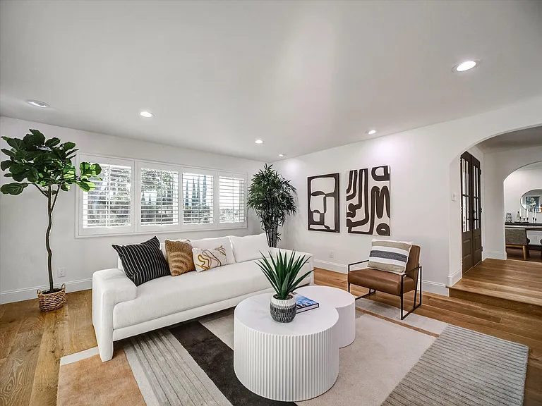 4732 Del Moreno Dr — Photo 20
