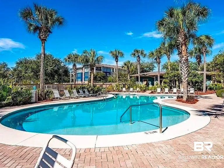 1430 Regency Rd #H202 — Photo 2