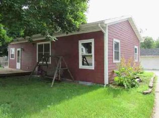 409 S Main St, Pine Island, MN 55963