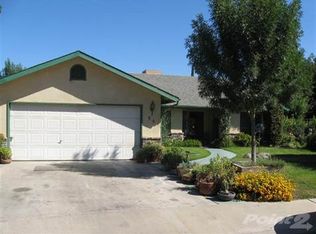 95 Emerson Pl, Porterville, CA 93257