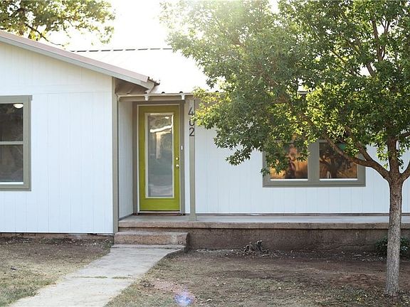 2nd image of 402 N Vanderveer