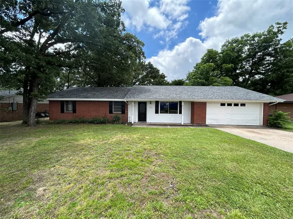 632 Lee St, Sulphur Springs, TX 75482