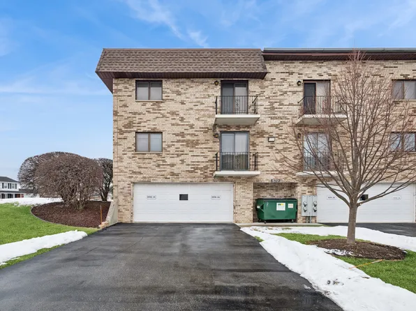 15701 Foxbend Ct APT 1N, Orland Park, IL 60462