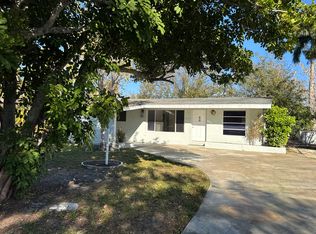 2953 Magnolia St, Fort Myers, FL 33901