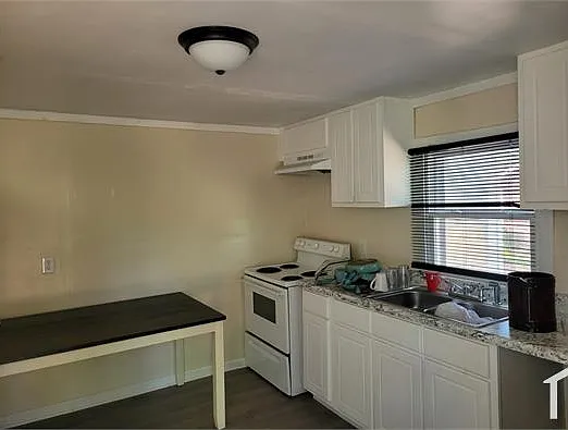3 bed, 1021 sqft, $1,200 — Photo 3