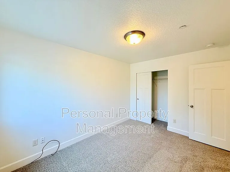 3326 NW 47th Dr — Photo 18