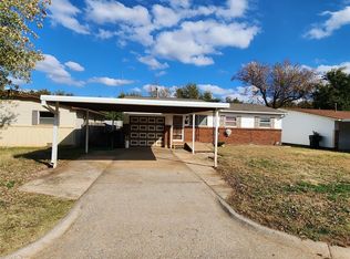 4724 S Shallow Brook Dr, Oklahoma City, OK 73129