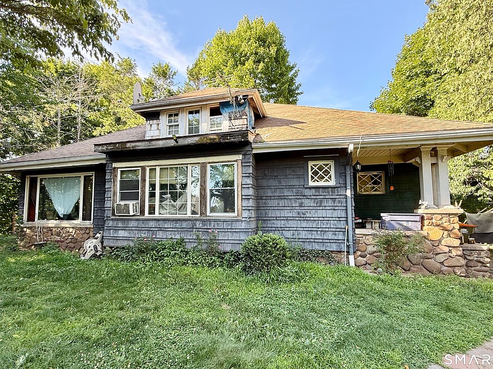1st image of 24 Cottage Street