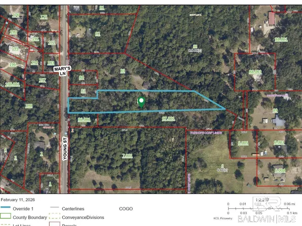596 Young St, Fairhope, AL 36532
