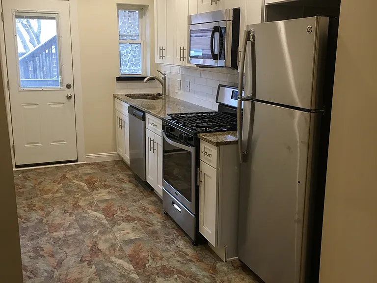1345 W 6th Ave #D — Photo 9