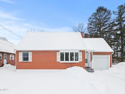 1990 East St, Pittsfield, MA, 01201