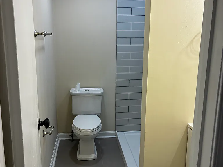 2728 Ash St #1 — Photo 6