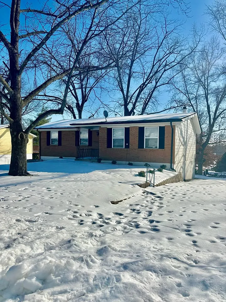 522 Saint Joseph Ln photo 1
