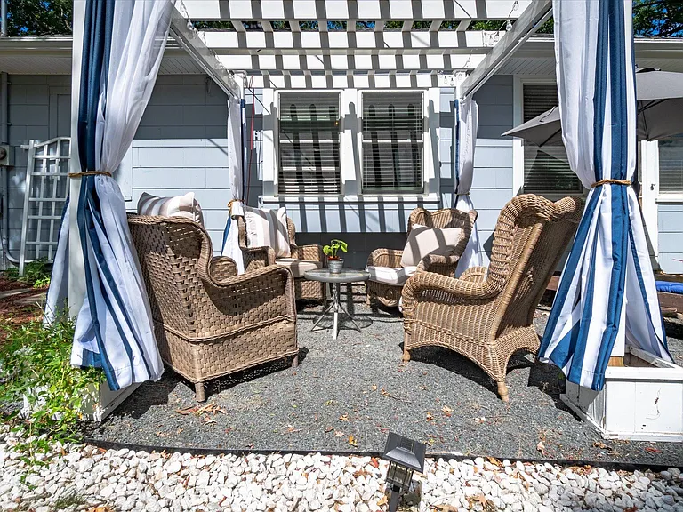 2630 S Shore Blvd — Photo 19