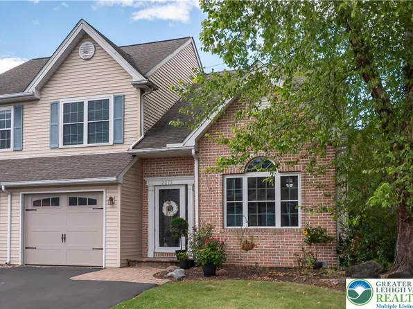 2275 Briarwood Dr, Coplay, PA 18037