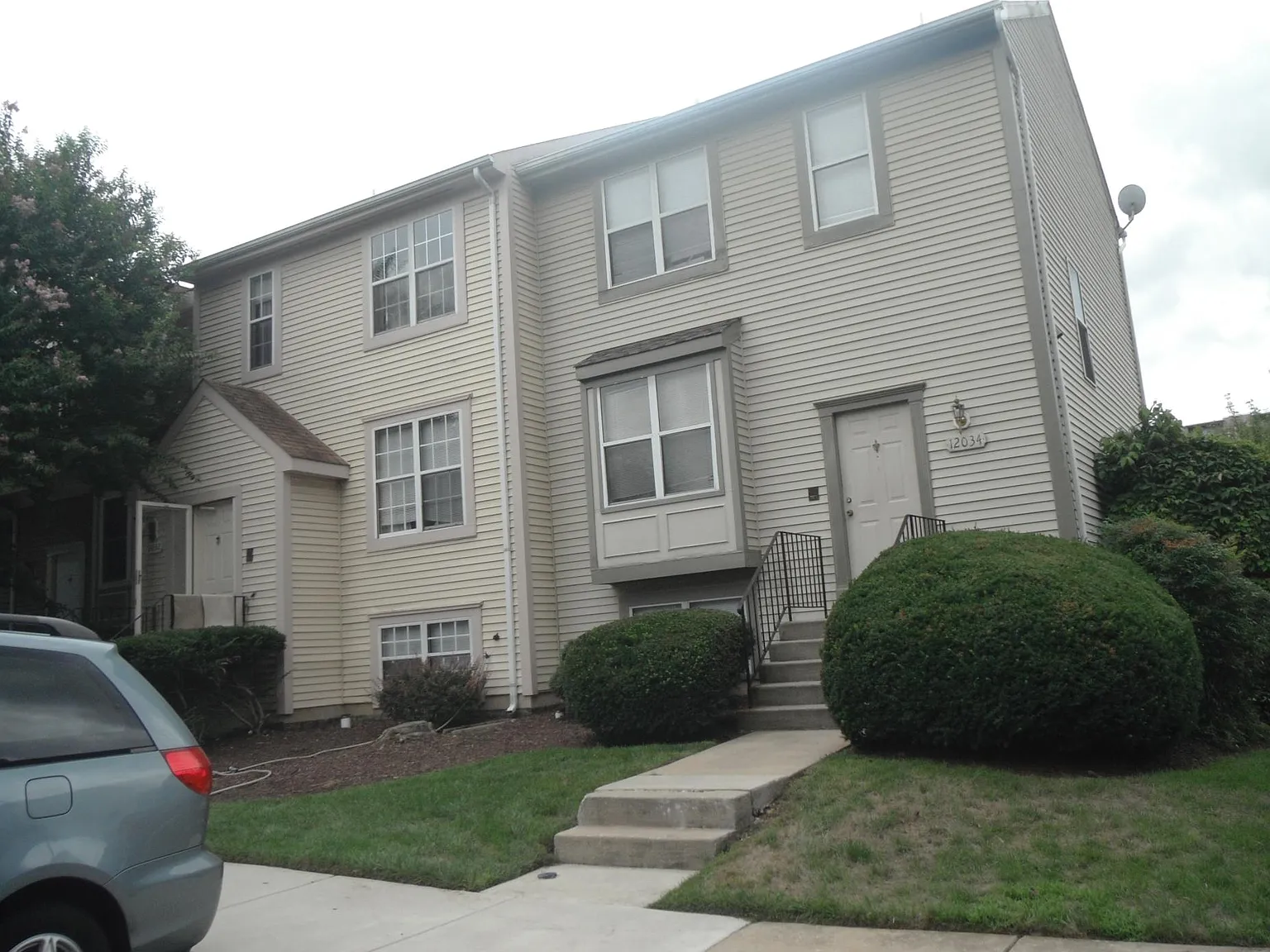 3 bed, 1100 sqft, $2,525 — Photo 1
