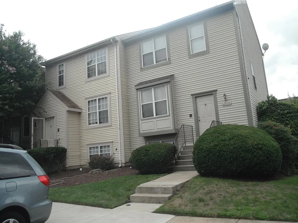 12034 Bronzegate Pl