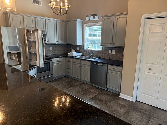 5th image of 2212 W Unionville Indian Trail Rd #B