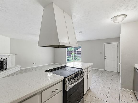 2nd image of 7323 Ashcrest Ln
