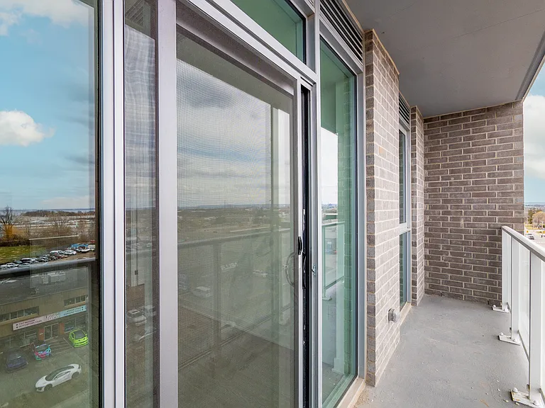 2782 Barton St E #608 — Photo 28